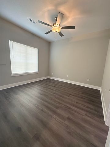 4909 N Vassar Avenue, Wichita, KS 67220