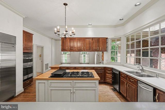 13517 5TH CORPS LN, Fredericksburg, VA 22407