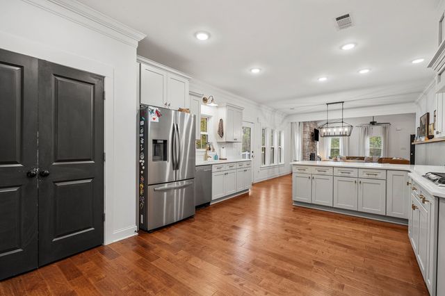 314 Davis Lake Road, Pine Mountain, GA 31822