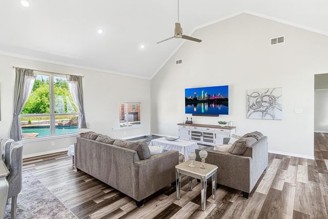 1627 Fm 547, Farmersville, TX 75442