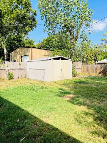 3033 Mccarthy Street, Irving, TX 75062