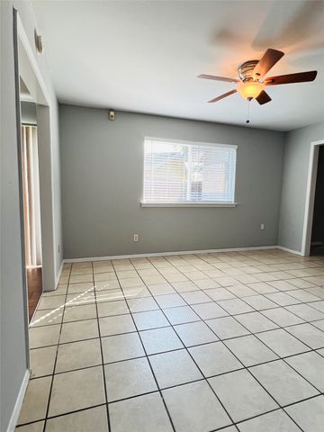 3033 Mccarthy Street, Irving, TX 75062