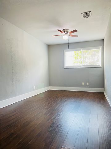 3033 Mccarthy Street, Irving, TX 75062