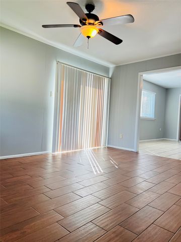 3033 Mccarthy Street, Irving, TX 75062