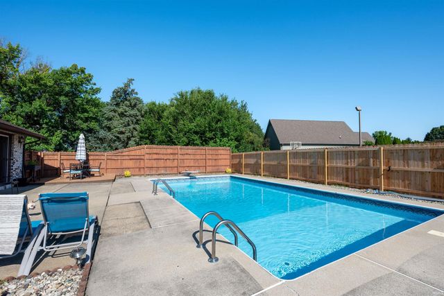 2006 W WILNO Drive, Marion, IN 46952