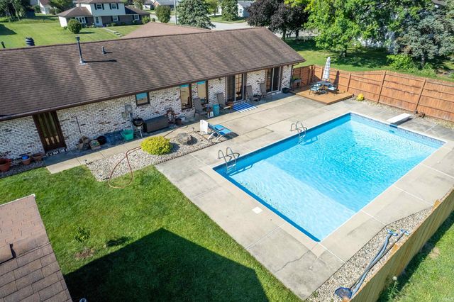 2006 W WILNO Drive, Marion, IN 46952