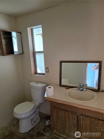 111 99th Street S #14, Tacoma, WA 98444