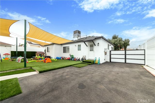 12544 Cantara Street, North Hollywood, CA 91605