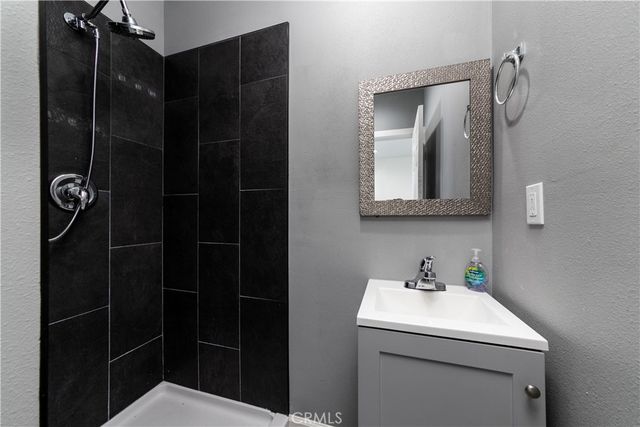 12544 Cantara Street, North Hollywood, CA 91605