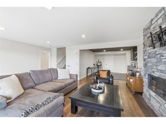 1267 Naser Way, New Richmond, WI 54017