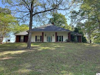 401 WILDWOOD DRIVE, Farmerville, LA 71241