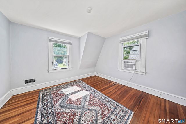 118 Englewood Avenue, West Hartford, CT 06110