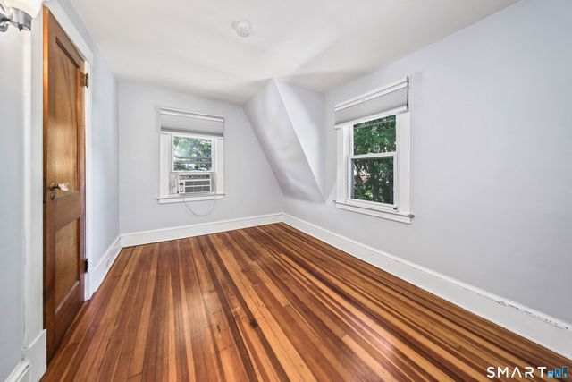 118 Englewood Avenue, West Hartford, CT 06110
