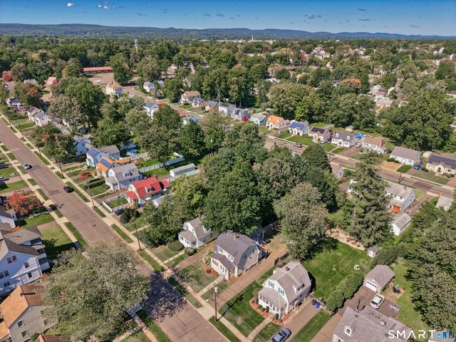 118 Englewood Avenue, West Hartford, CT 06110