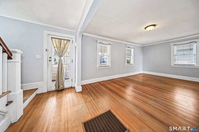 118 Englewood Avenue, West Hartford, CT 06110