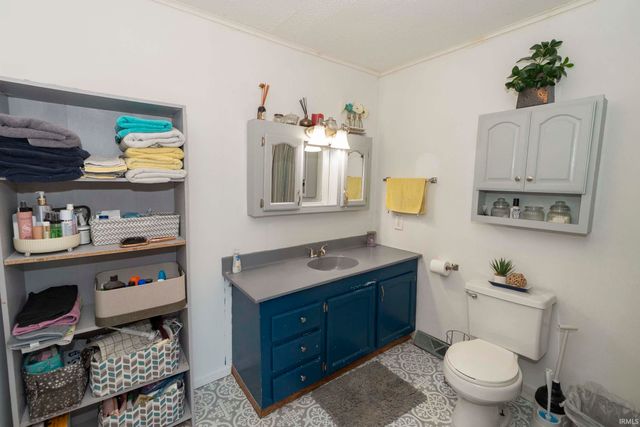 2902 Edwardsburg Avenue, Elkhart, IN 46514