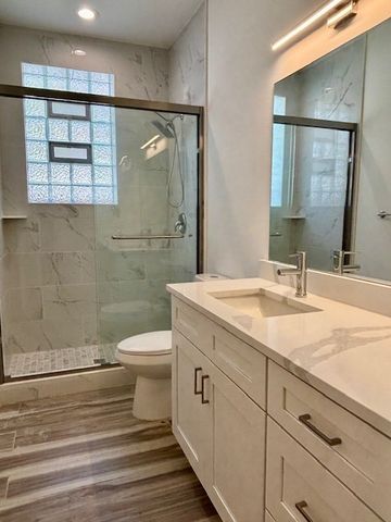 4801 S Union Avenue, Chicago, IL 60609