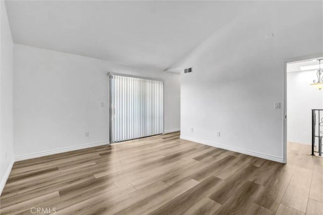 19620 Sherman Way 1, Reseda, CA 91335