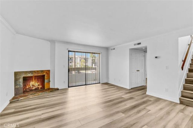 19620 Sherman Way 1, Reseda, CA 91335
