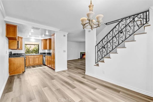19620 Sherman Way 1, Reseda, CA 91335