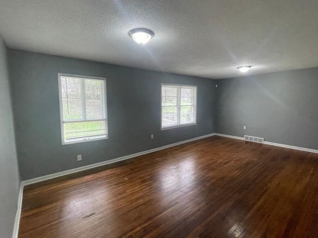 3339 REDBUD RD, Memphis, TN 38109