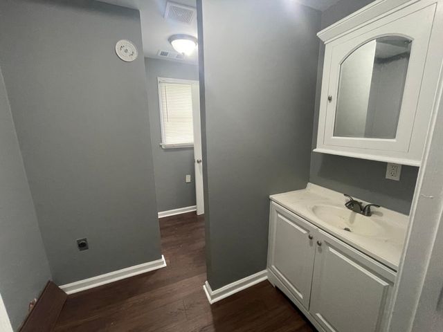 3339 REDBUD RD, Memphis, TN 38109