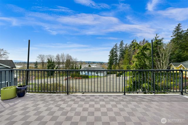 658 Parkside Place, Blaine, WA 98230