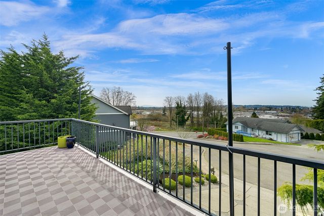 658 Parkside Place, Blaine, WA 98230