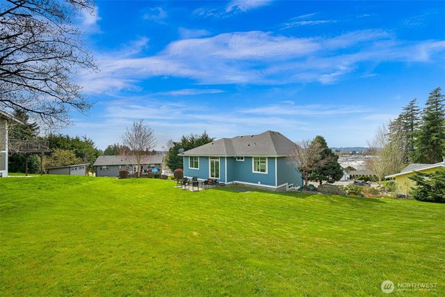 658 Parkside Place, Blaine, WA 98230