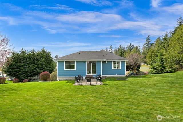 658 Parkside Place, Blaine, WA 98230