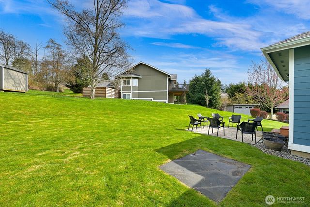 658 Parkside Place, Blaine, WA 98230