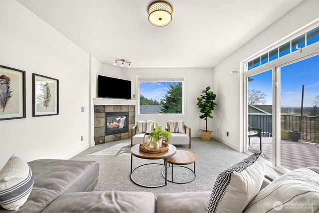 658 Parkside Place, Blaine, WA 98230