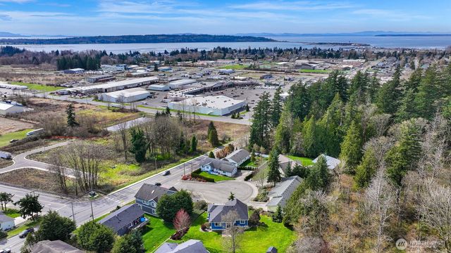 658 Parkside Place, Blaine, WA 98230