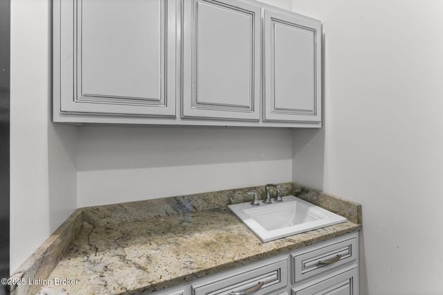 4370 Veterans Memorial Hwy, Brownsville, KY 42210