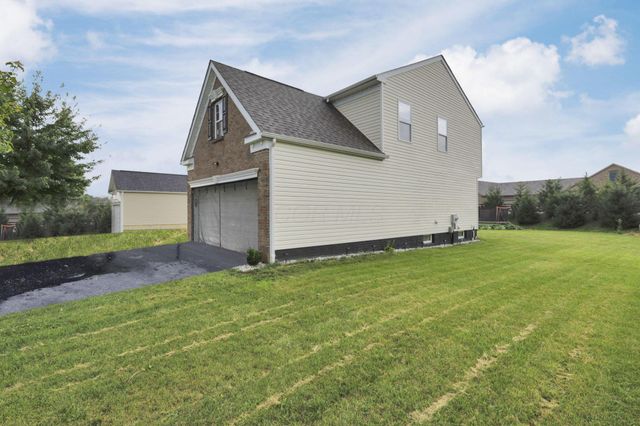 1409 Hoovler Way, Pataskala, OH 43062