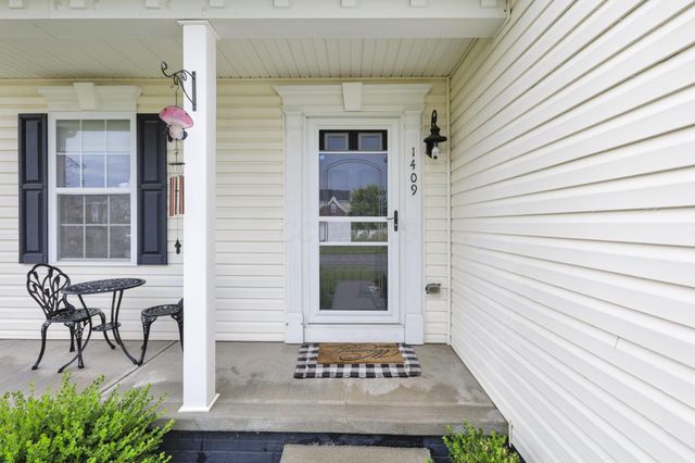 1409 Hoovler Way, Pataskala, OH 43062