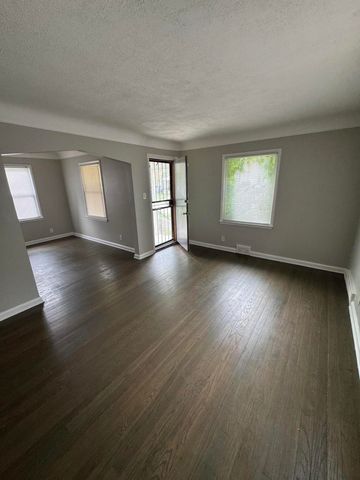 8272 Roselawn Street, Detroit City, MI 48204