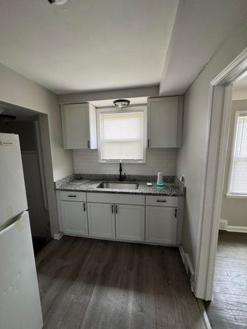 8272 Roselawn Street, Detroit City, MI 48204