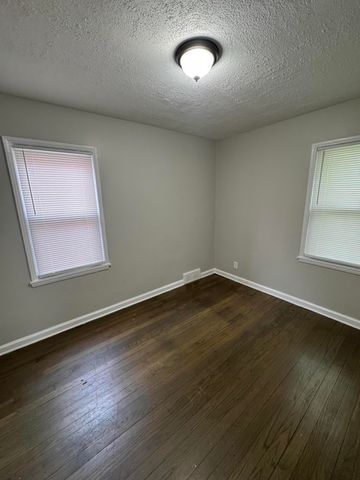 8272 Roselawn Street, Detroit City, MI 48204