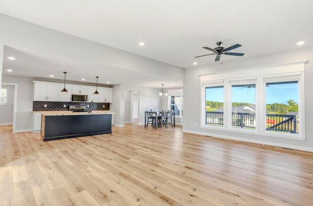 6041 TAMARACK DR, Columbia, MO 65203