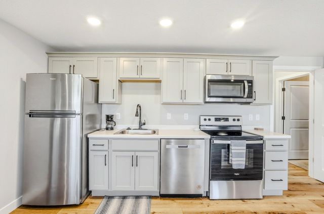 6041 TAMARACK DR, Columbia, MO 65203