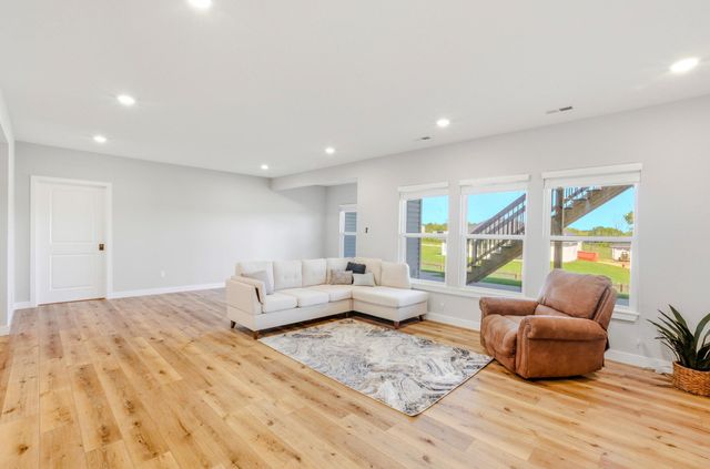 6041 TAMARACK DR, Columbia, MO 65203