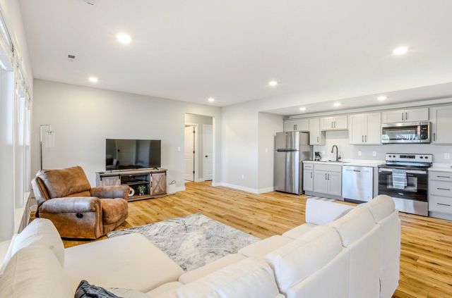 6041 TAMARACK DR, Columbia, MO 65203