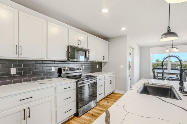 6041 TAMARACK DR, Columbia, MO 65203