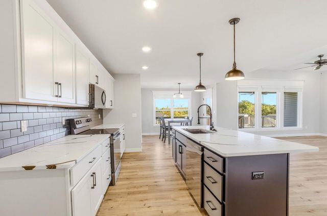 6041 TAMARACK DR, Columbia, MO 65203