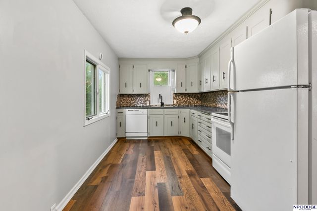 129 N Stark Street, Bennington, NE 68007
