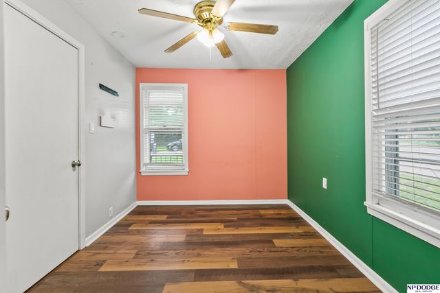 129 N Stark Street, Bennington, NE 68007