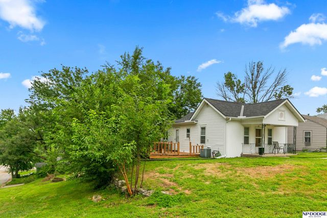 129 N Stark Street, Bennington, NE 68007