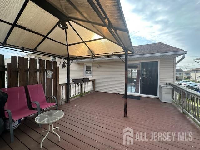 118 Markowitz Street, Carteret, NJ 07008