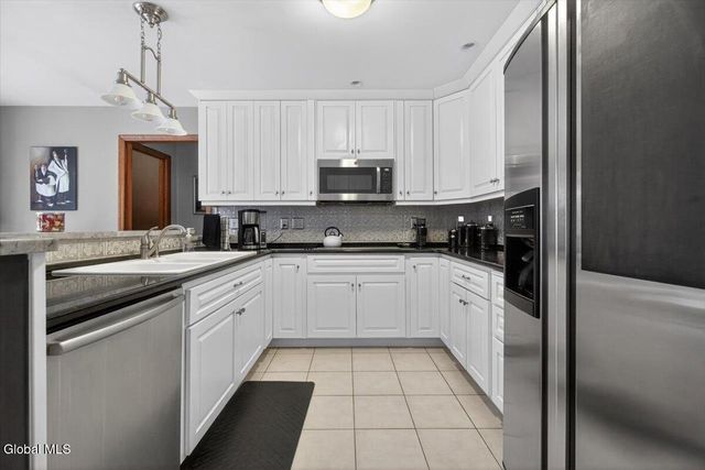 61 Robinwood Drive, Clifton Park, NY 12065